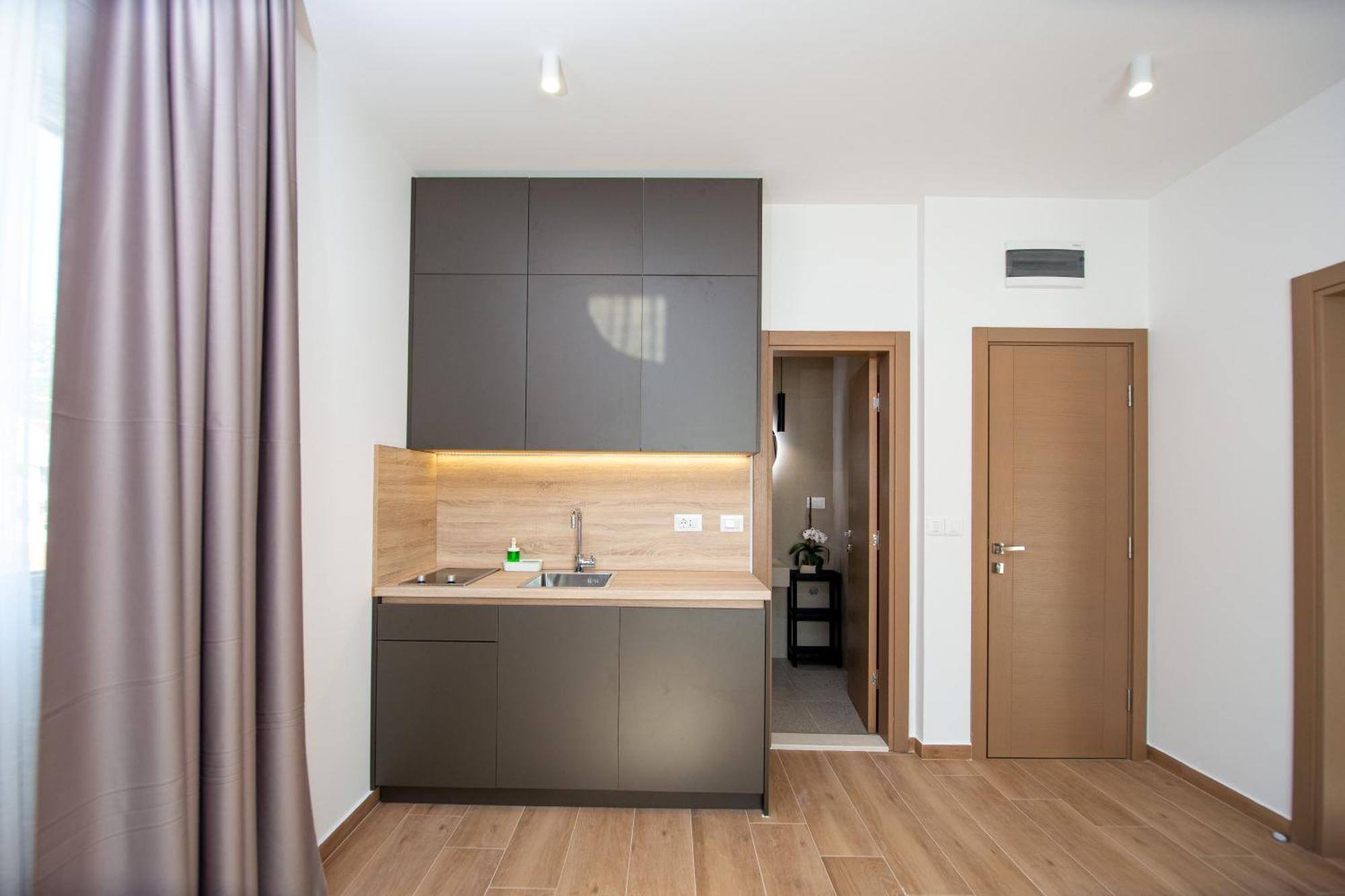 Apartments Sirena - Modern Stay With Free Parking Budva Exterior photo