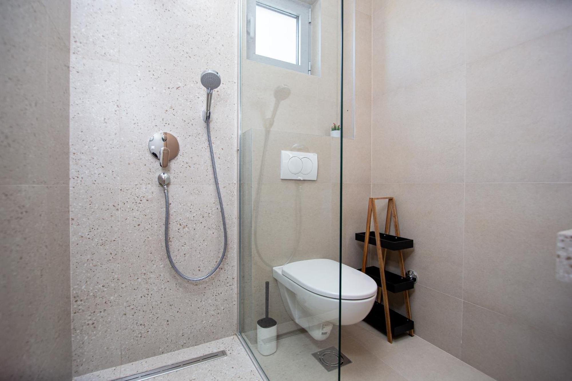 Apartments Sirena - Modern Stay With Free Parking Budva Exterior photo