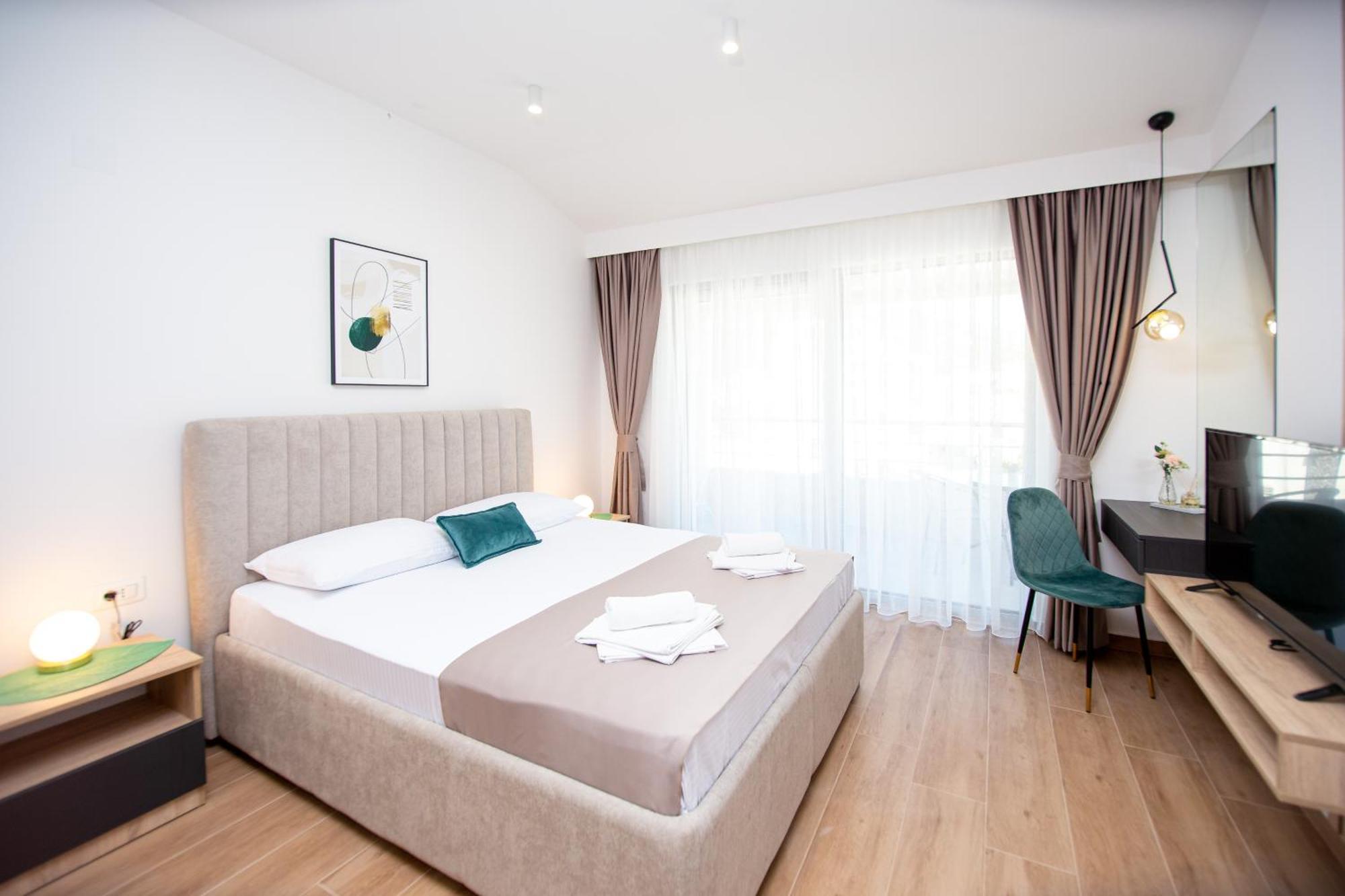 Apartments Sirena - Modern Stay With Free Parking Budva Exterior photo