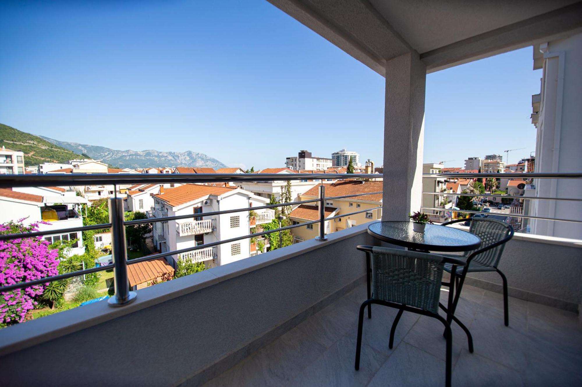 Apartments Sirena - Modern Stay With Free Parking Budva Exterior photo