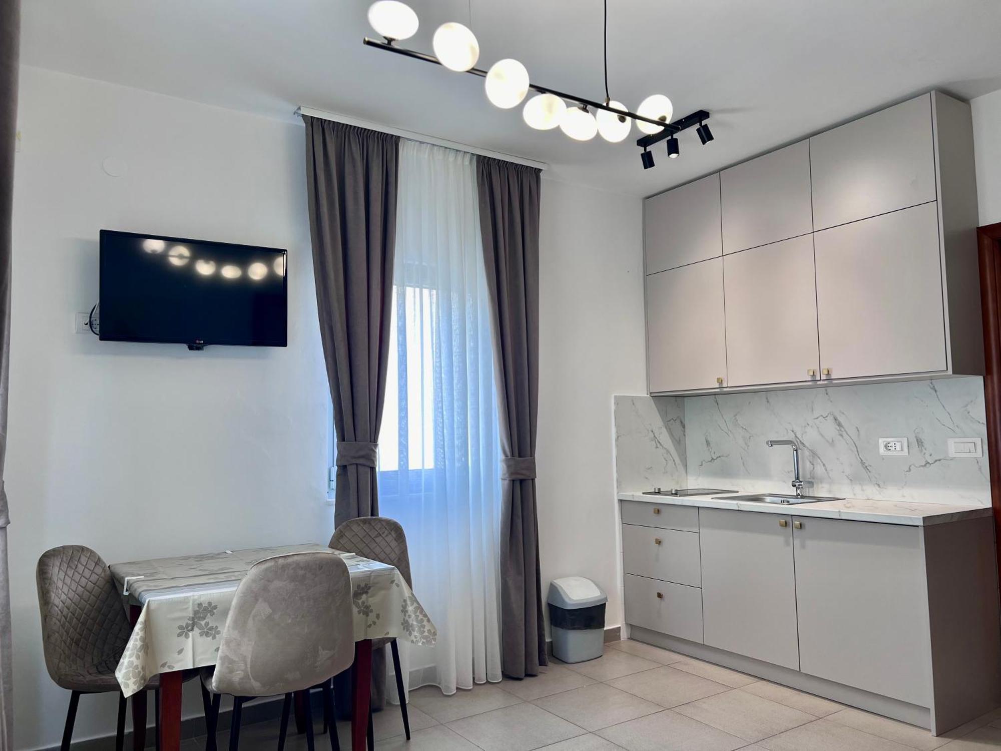 Apartments Sirena - Modern Stay With Free Parking Budva Exterior photo